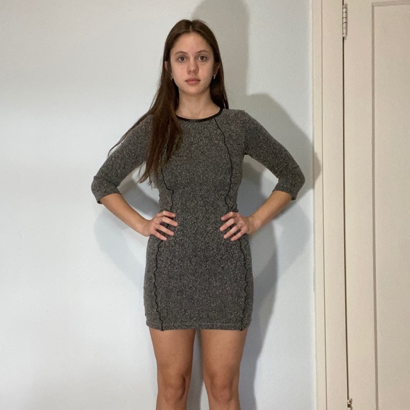 Dress - Picture 2 of 5